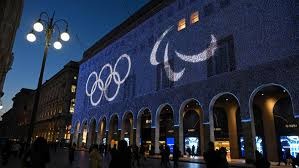 揭秘“买马”与“保险”：牌桌外的金融博弈工具。（解密“买马”与“保险”：牌局之外的金融对冲工具）